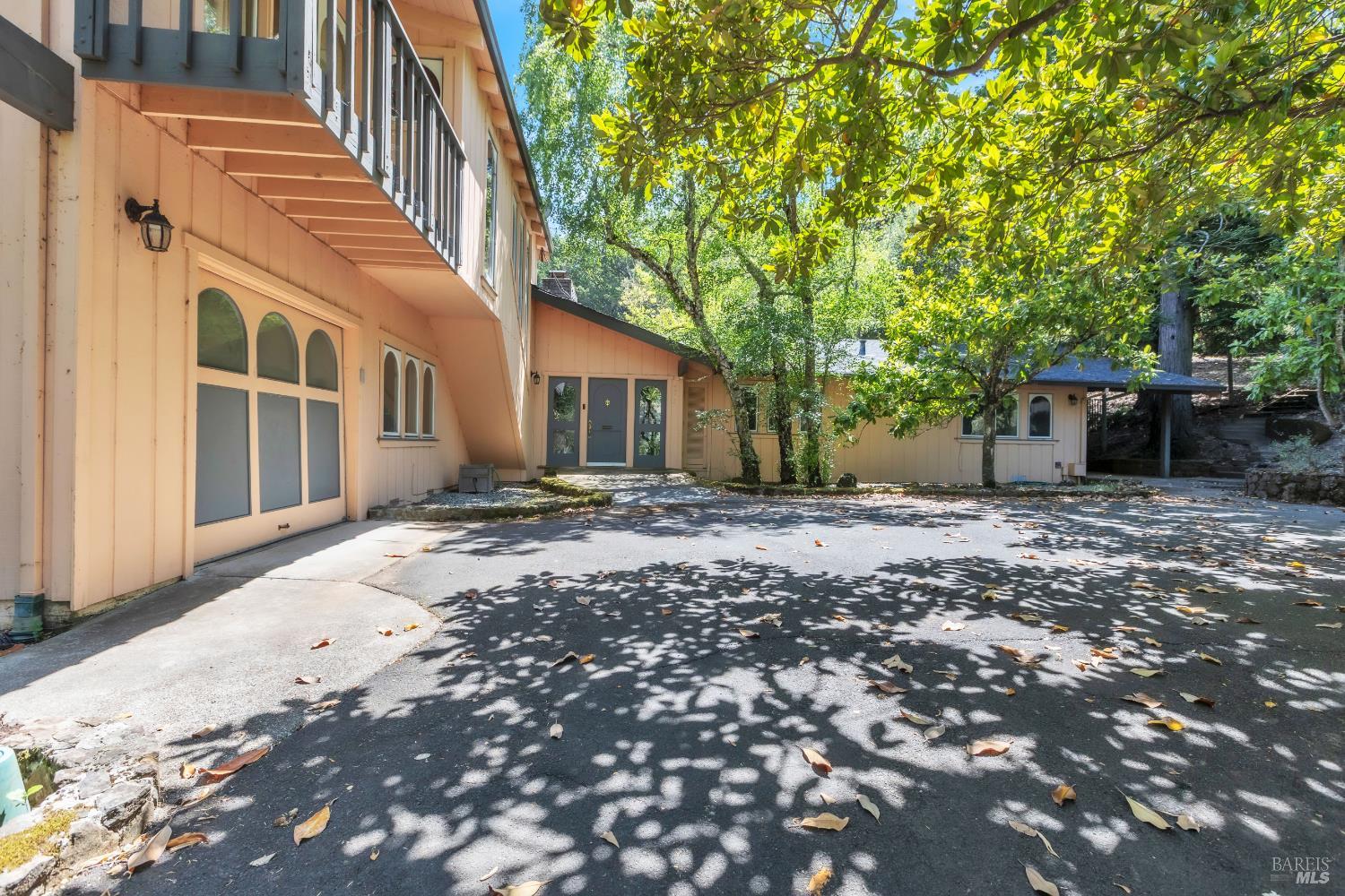 4552 Belmont Court