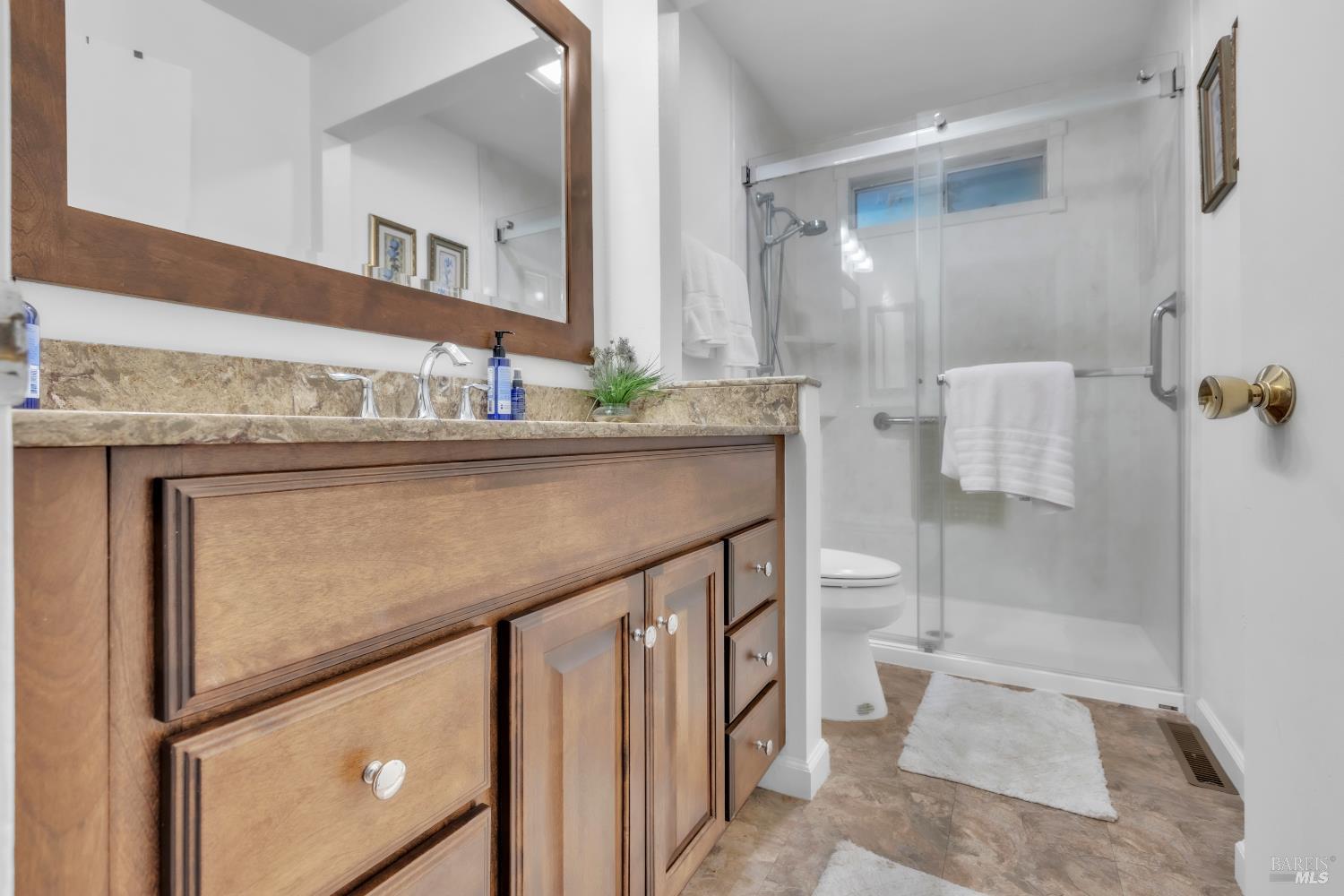 4552 Belmont Court