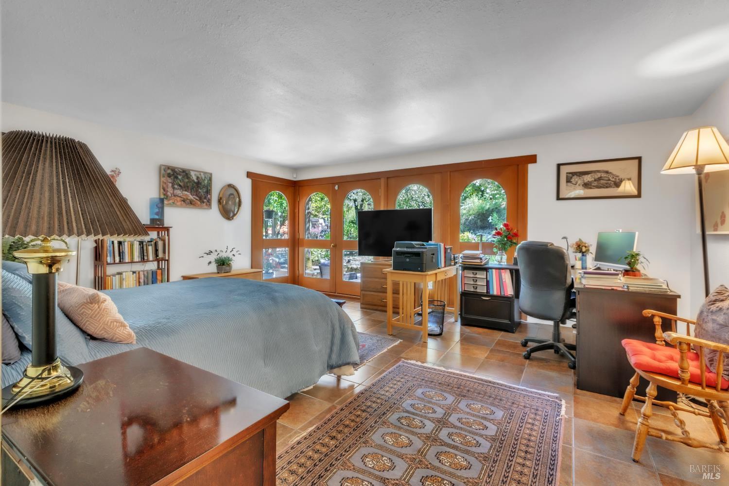 4552 Belmont Court