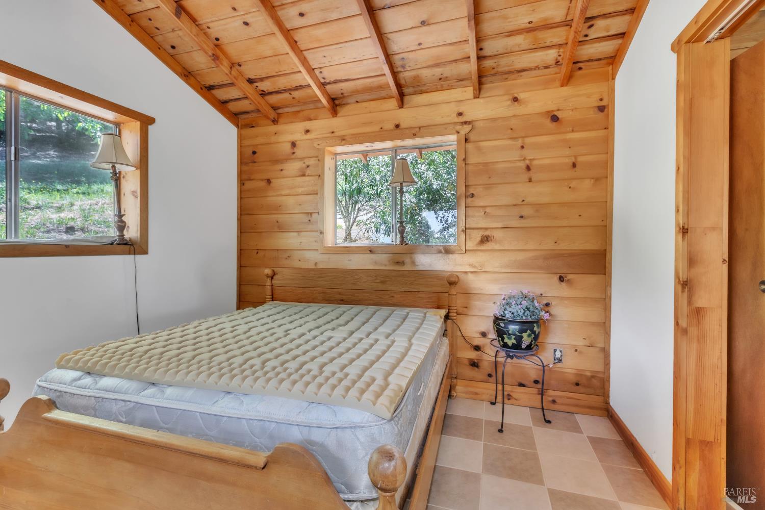 4552 Belmont Court