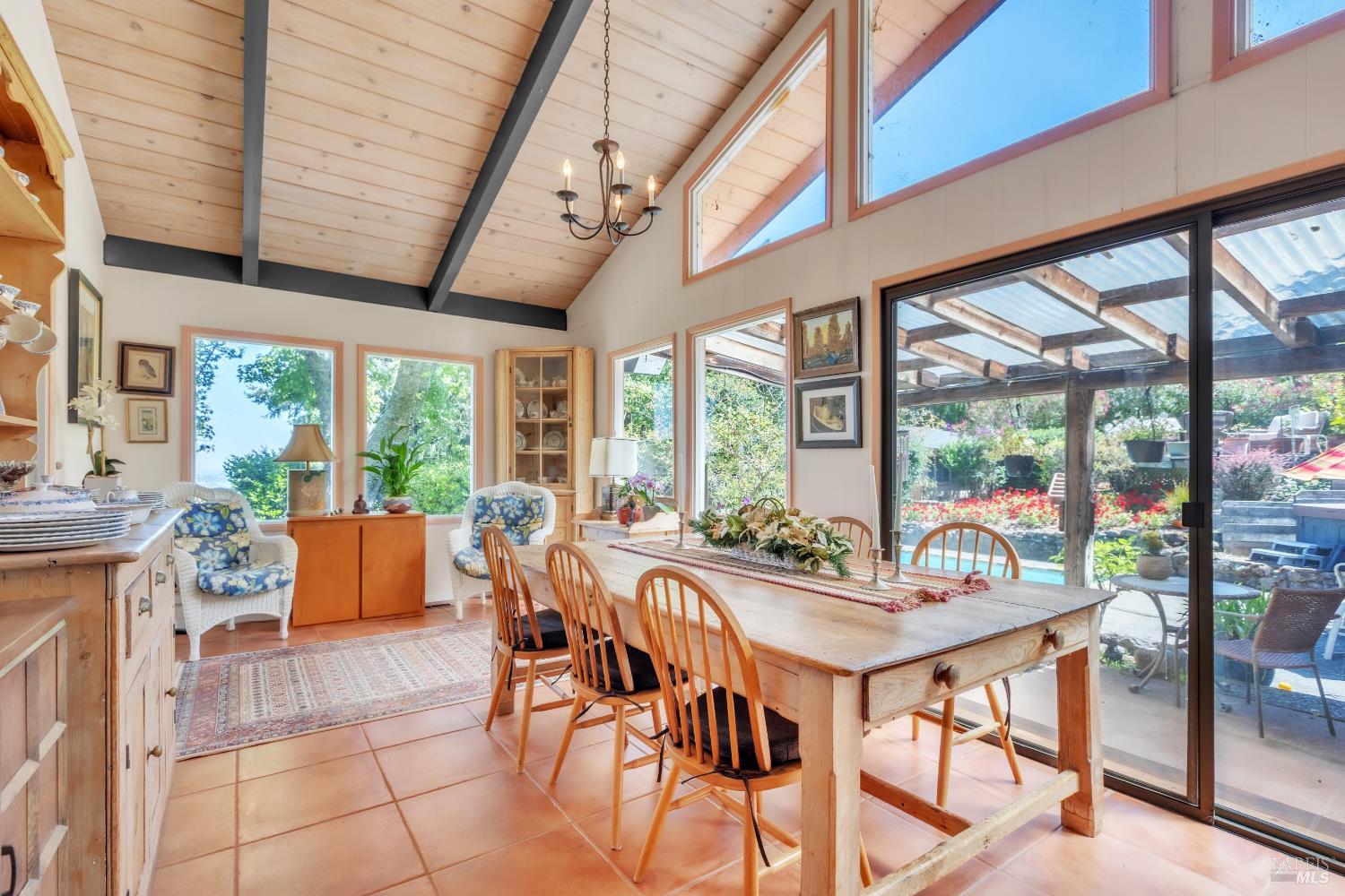 4552 Belmont Court