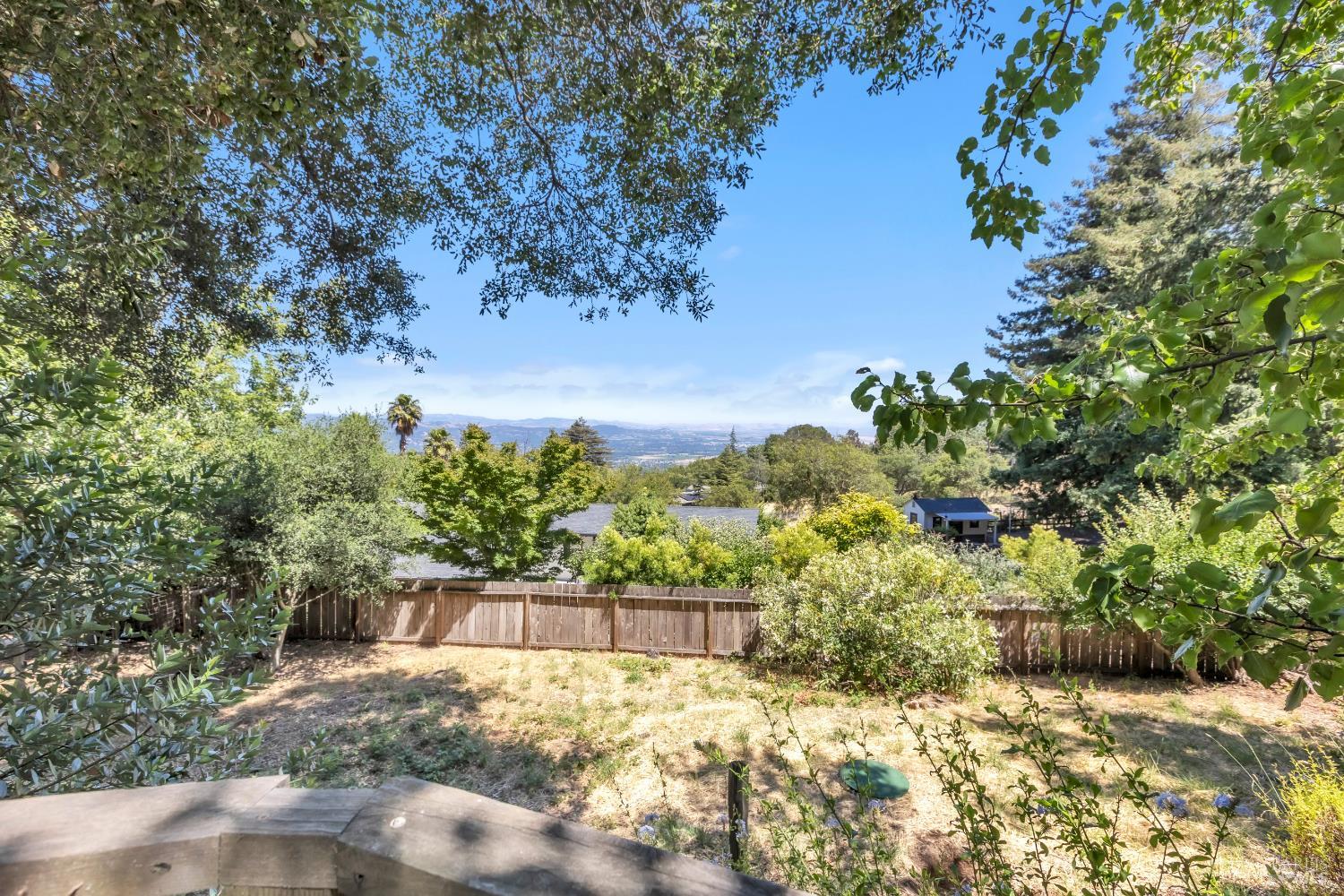 4552 Belmont Court