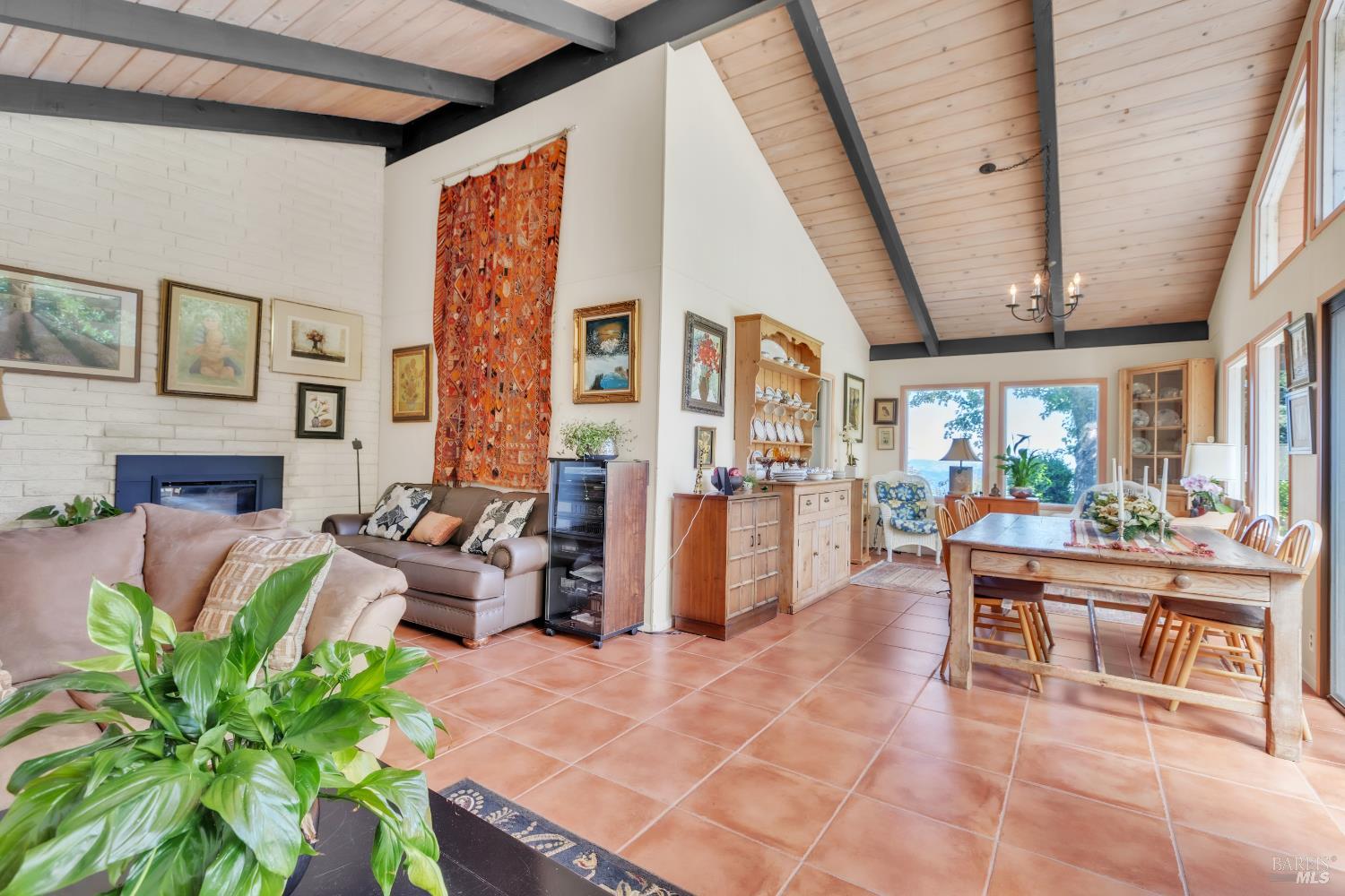 4552 Belmont Court