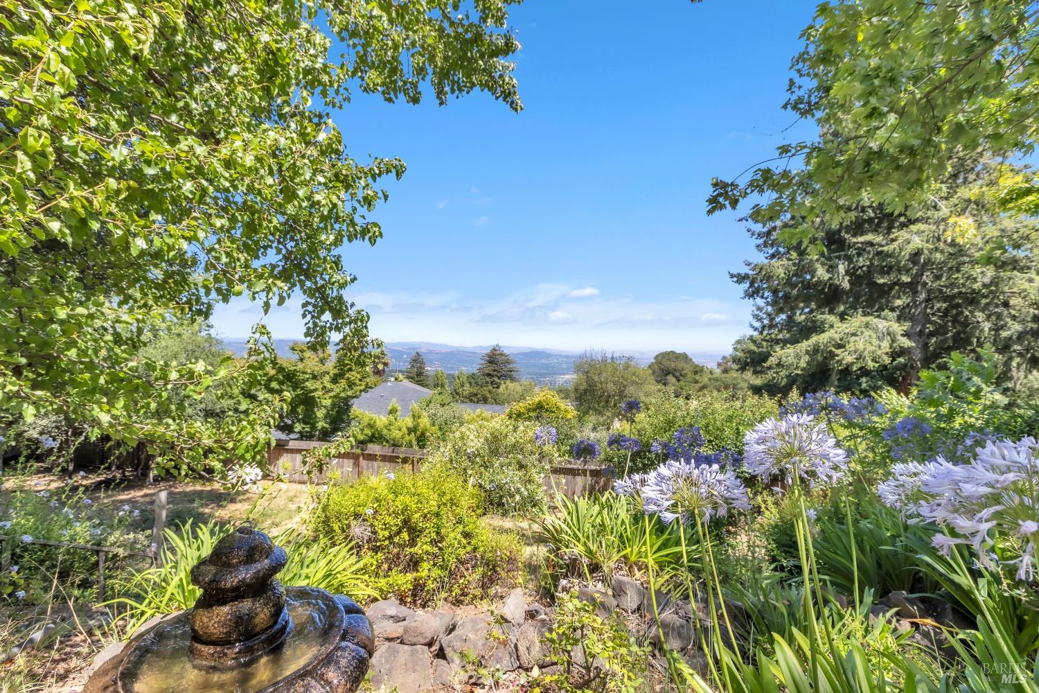 4552 Belmont Court