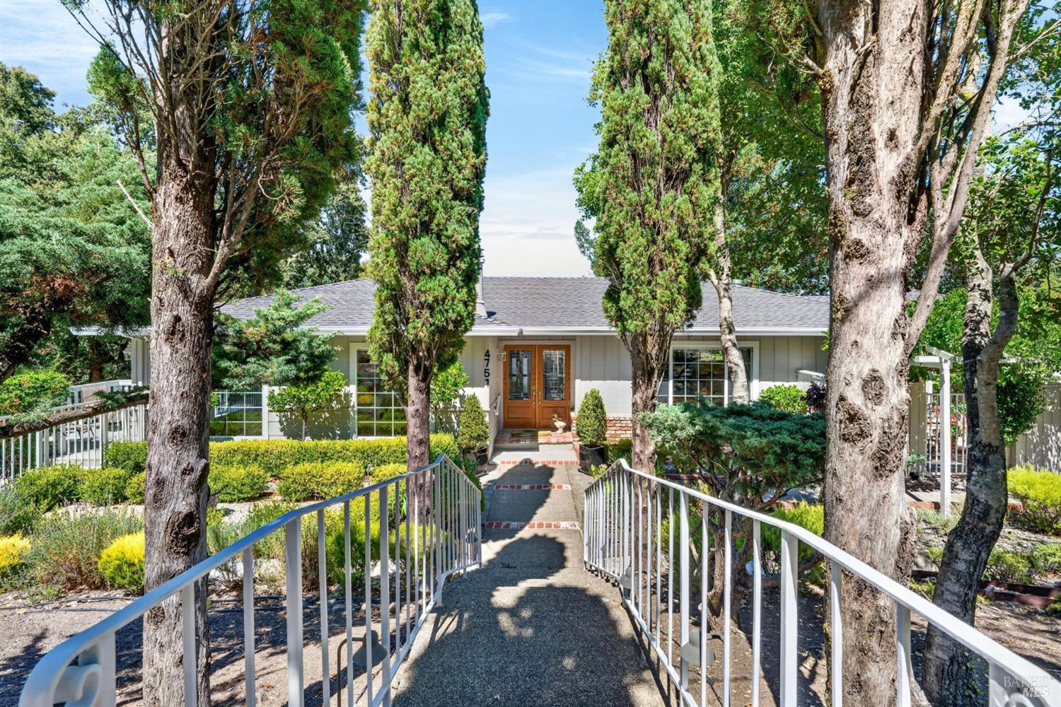 4751 Wildwood Lane