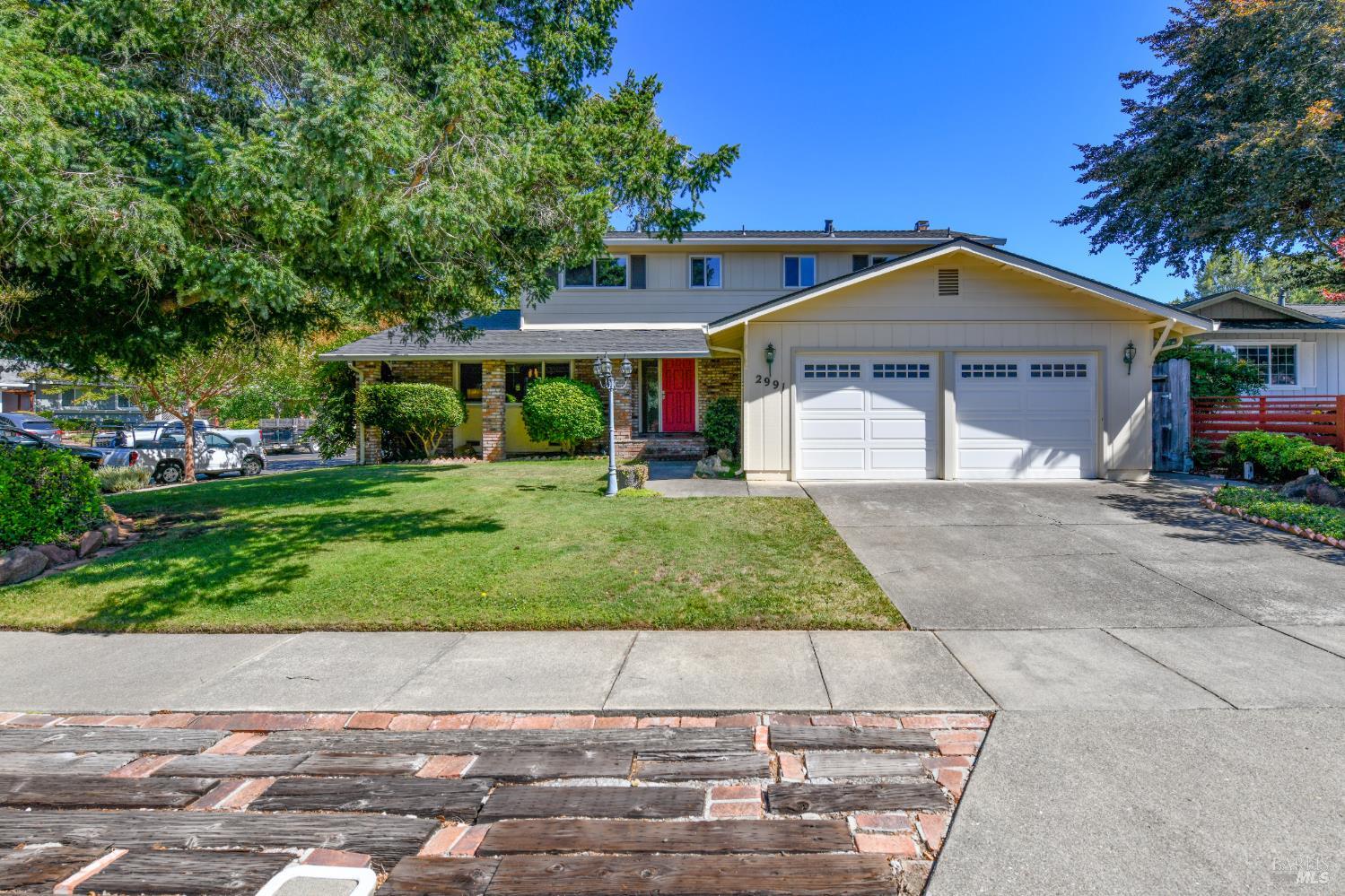 2991 Applewood Court