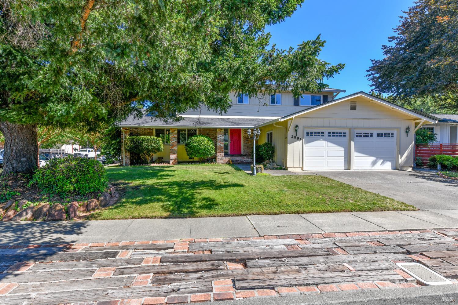 2991 Applewood Court