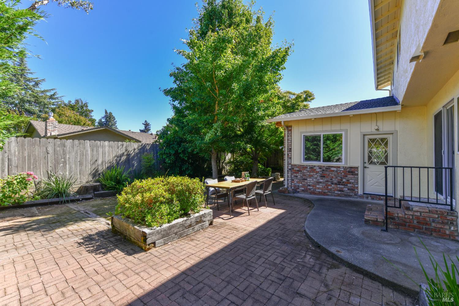 2991 Applewood Court