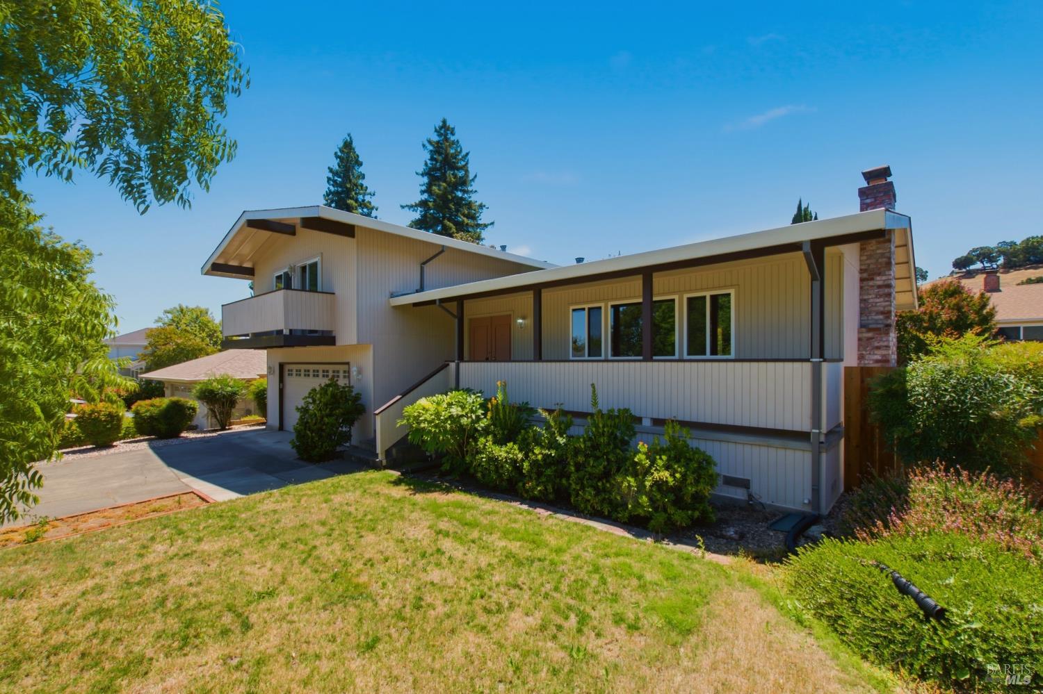 3565 Meadowbrook Drive