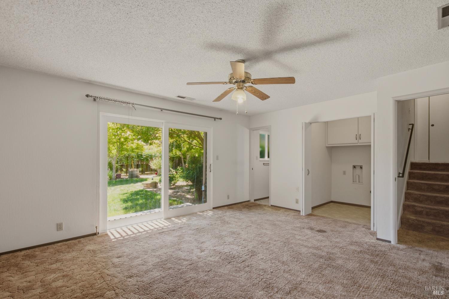 3565 Meadowbrook Drive