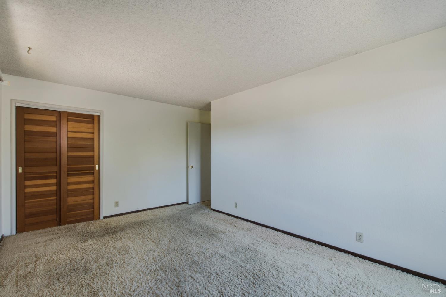 3565 Meadowbrook Drive