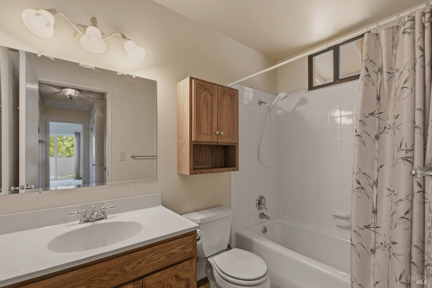 3565 Meadowbrook Drive