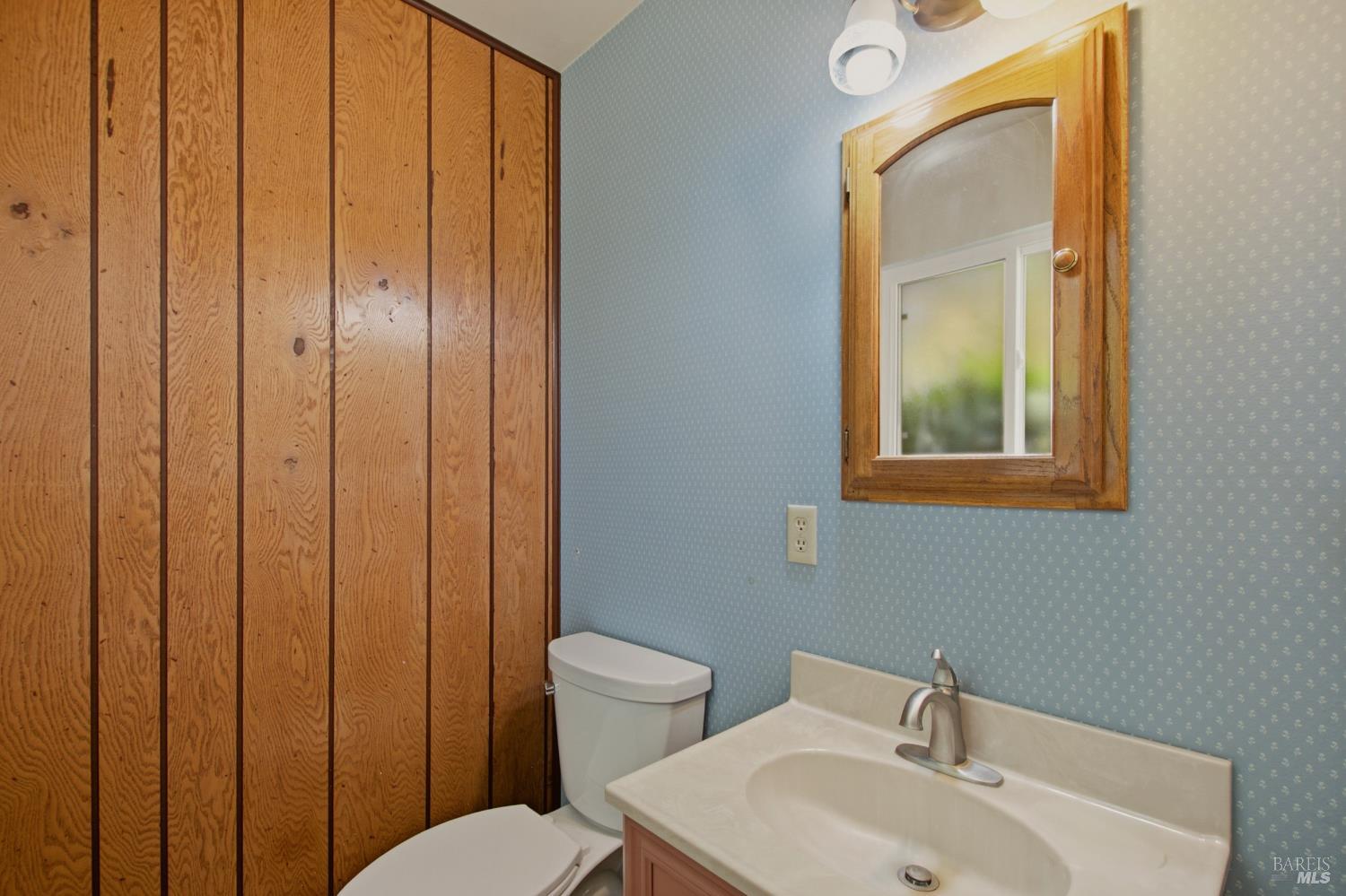 3565 Meadowbrook Drive