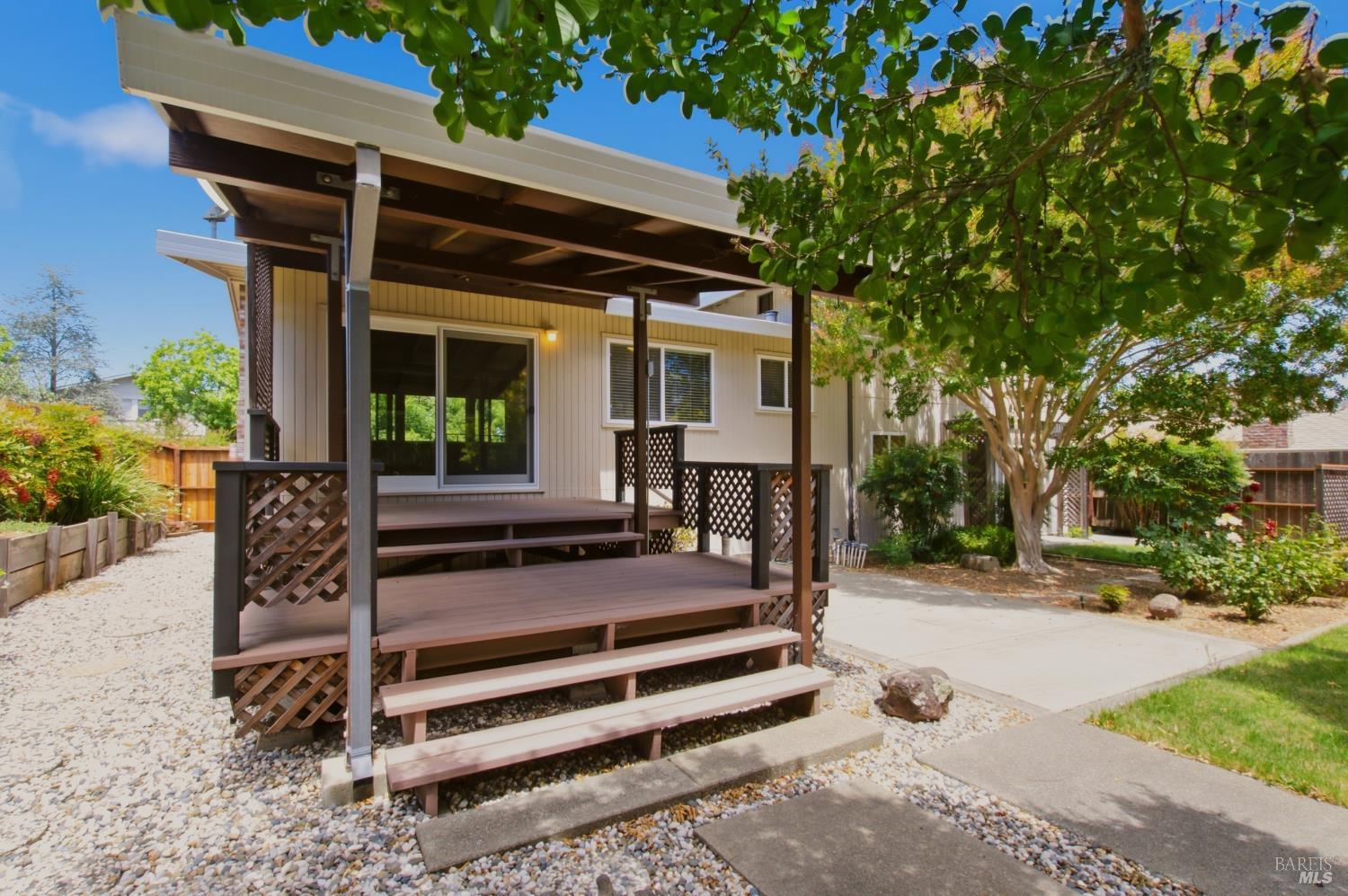 3565 Meadowbrook Drive