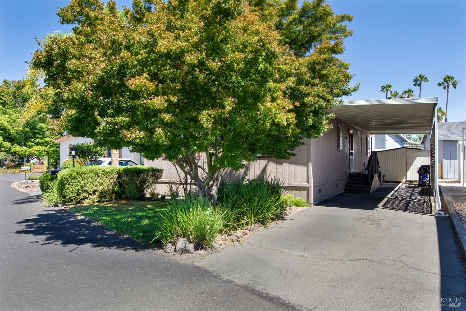 303 Robert Way
