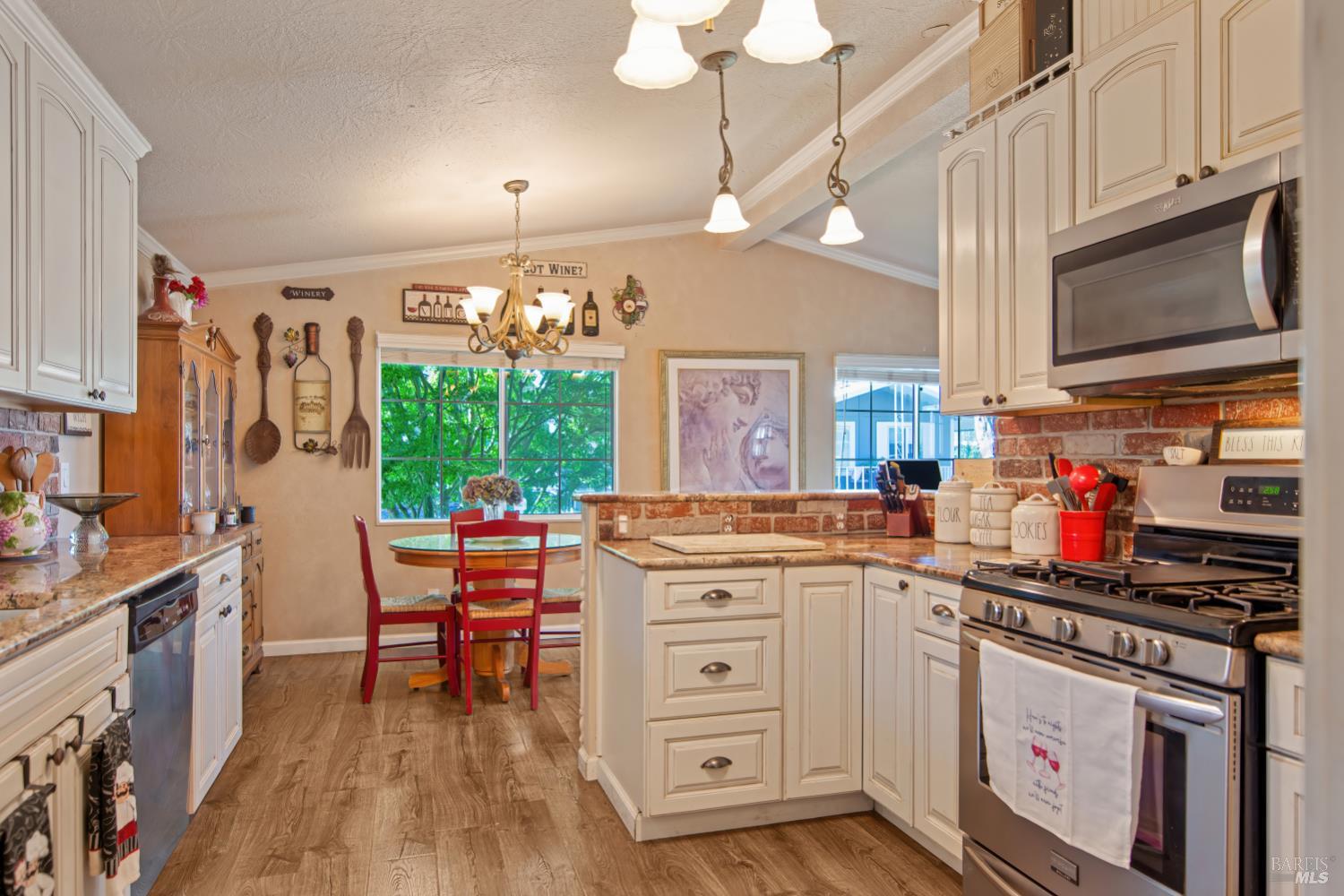 303 Robert Way