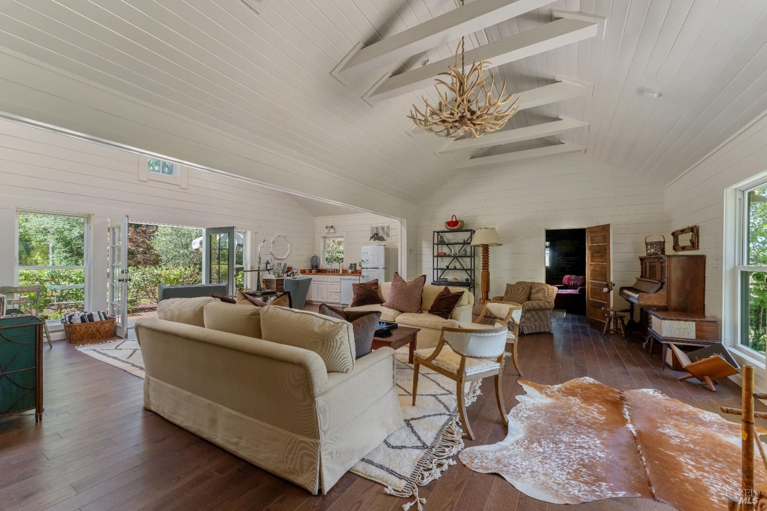 7491 St. Helena Highway