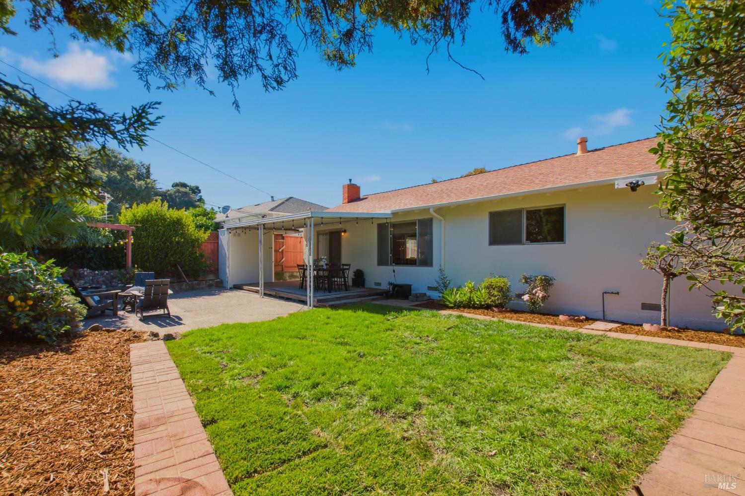 1931 Sereno Drive