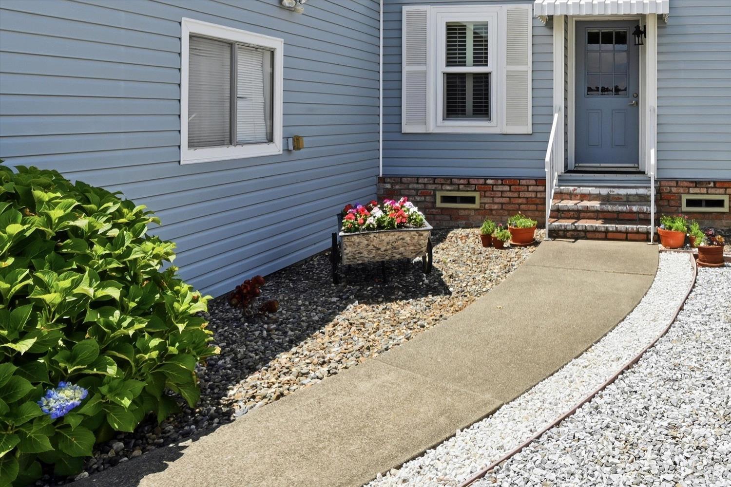 212 Julie Place