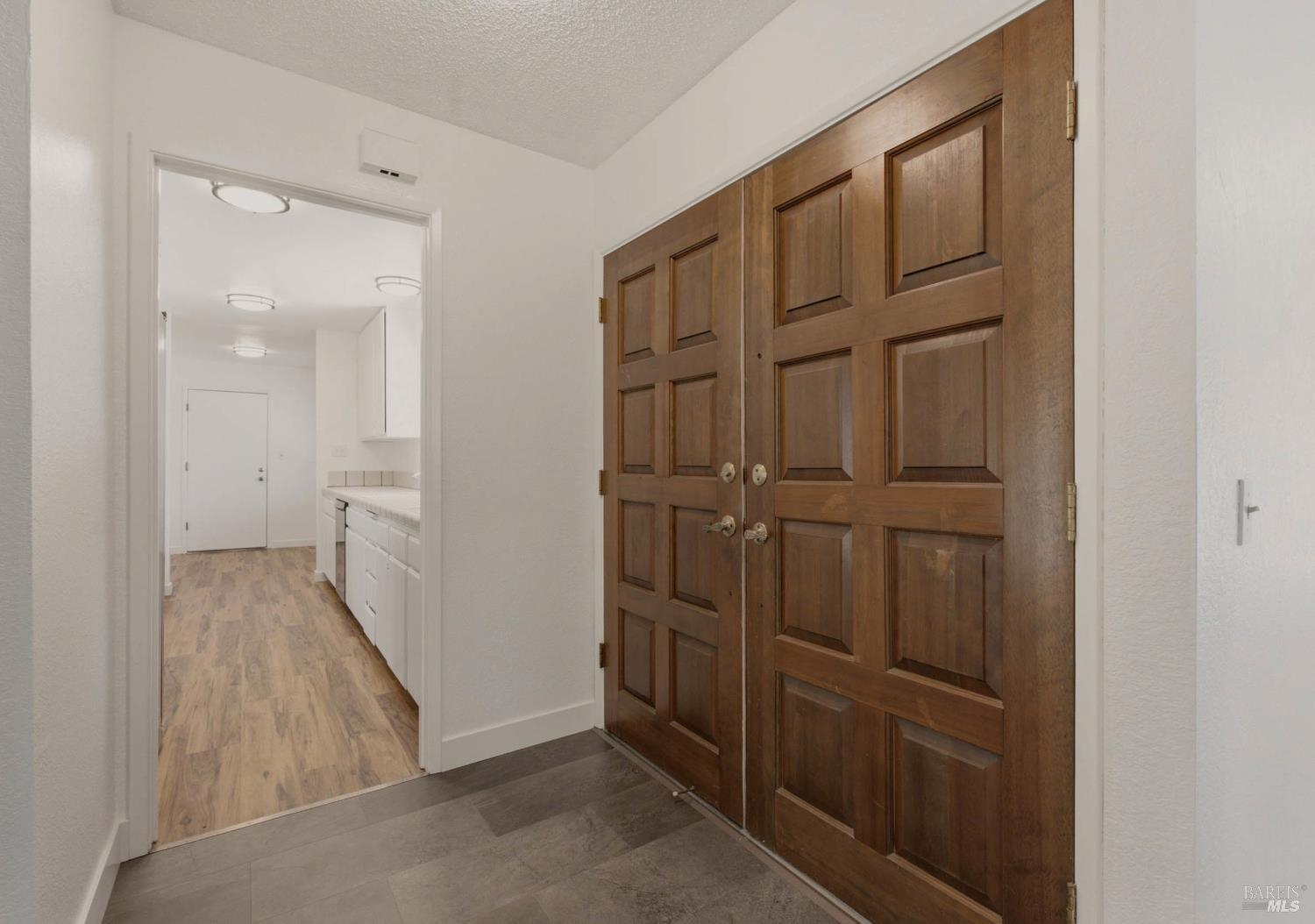 1261 Sweetbriar Drive