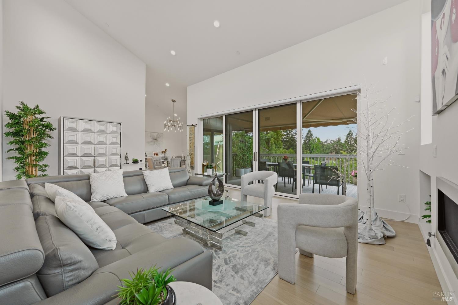 316 Deer Hollow Drive
