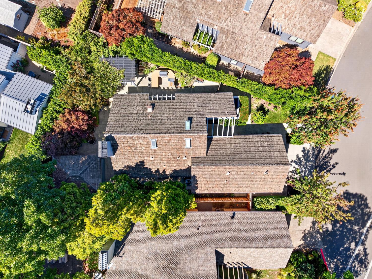 1926 Oak Circle