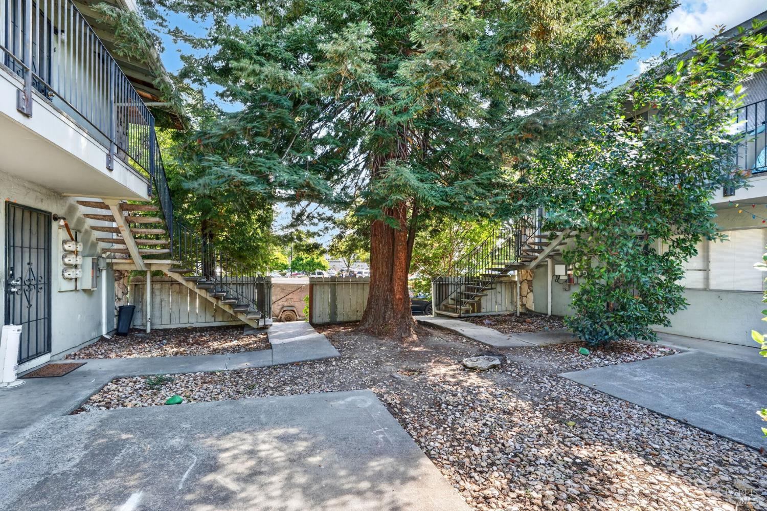 674 Lincoln Avenue