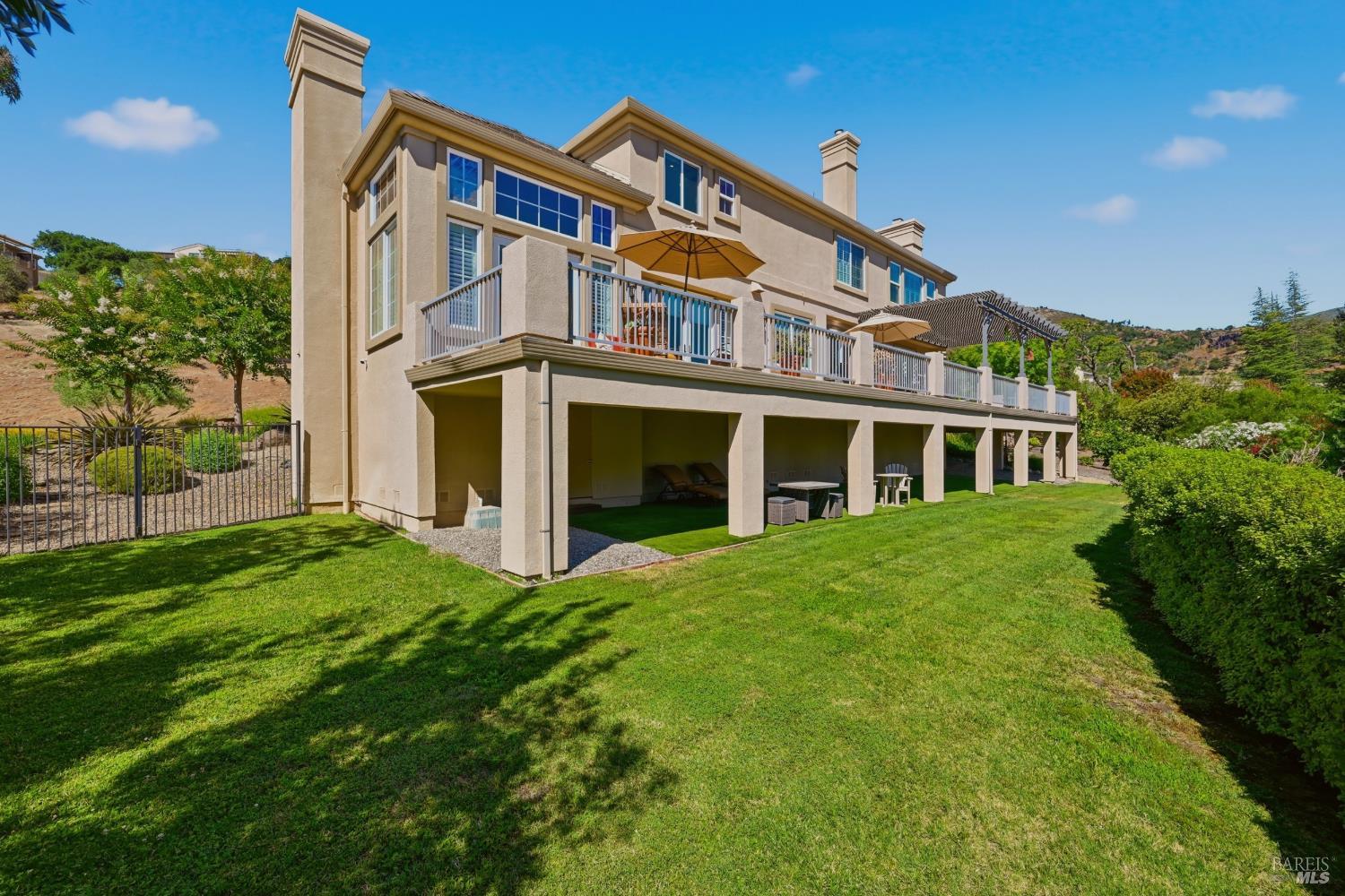 5 Silverstone Court