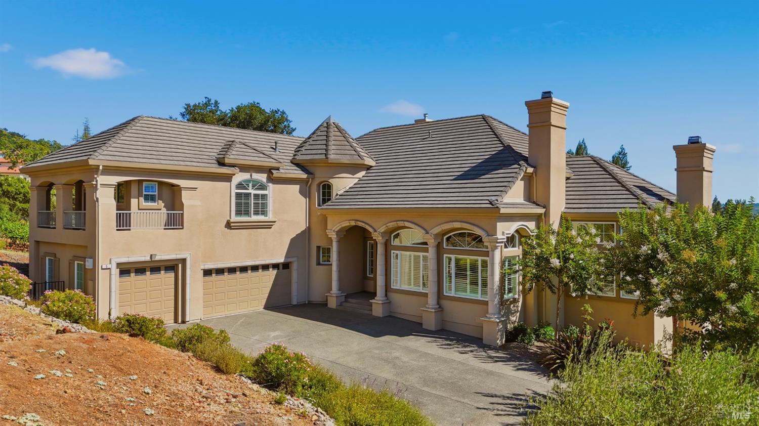 5 Silverstone Court