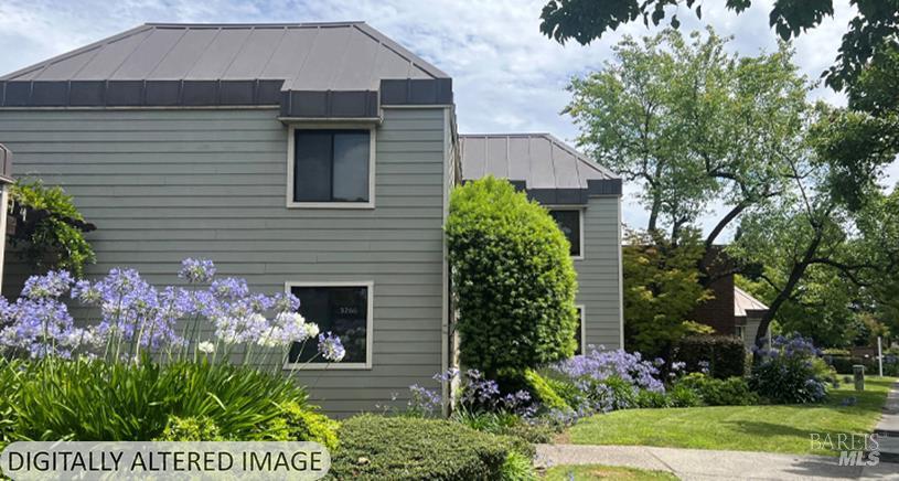 3266 Villa Lane