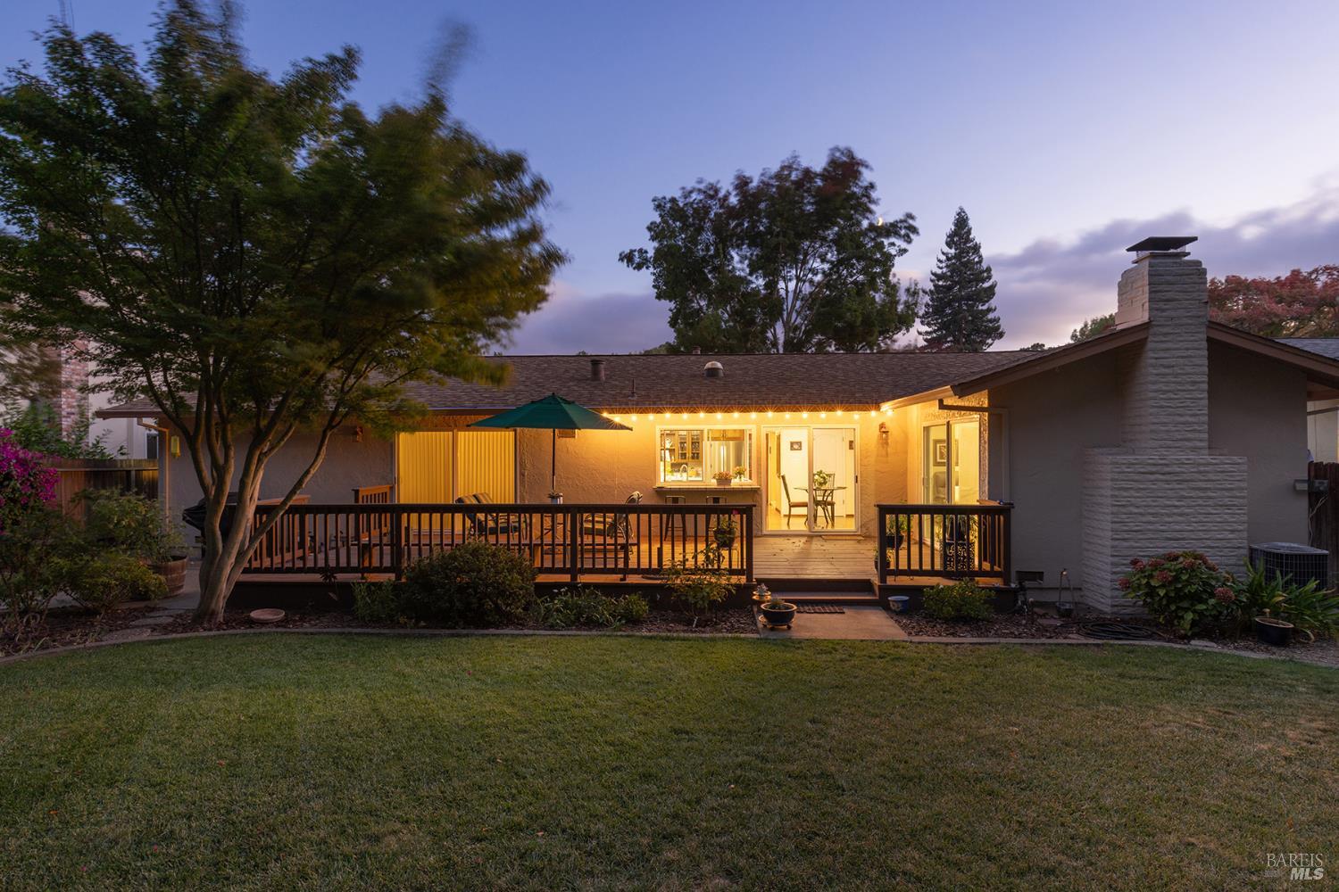 2642 W Pueblo Avenue