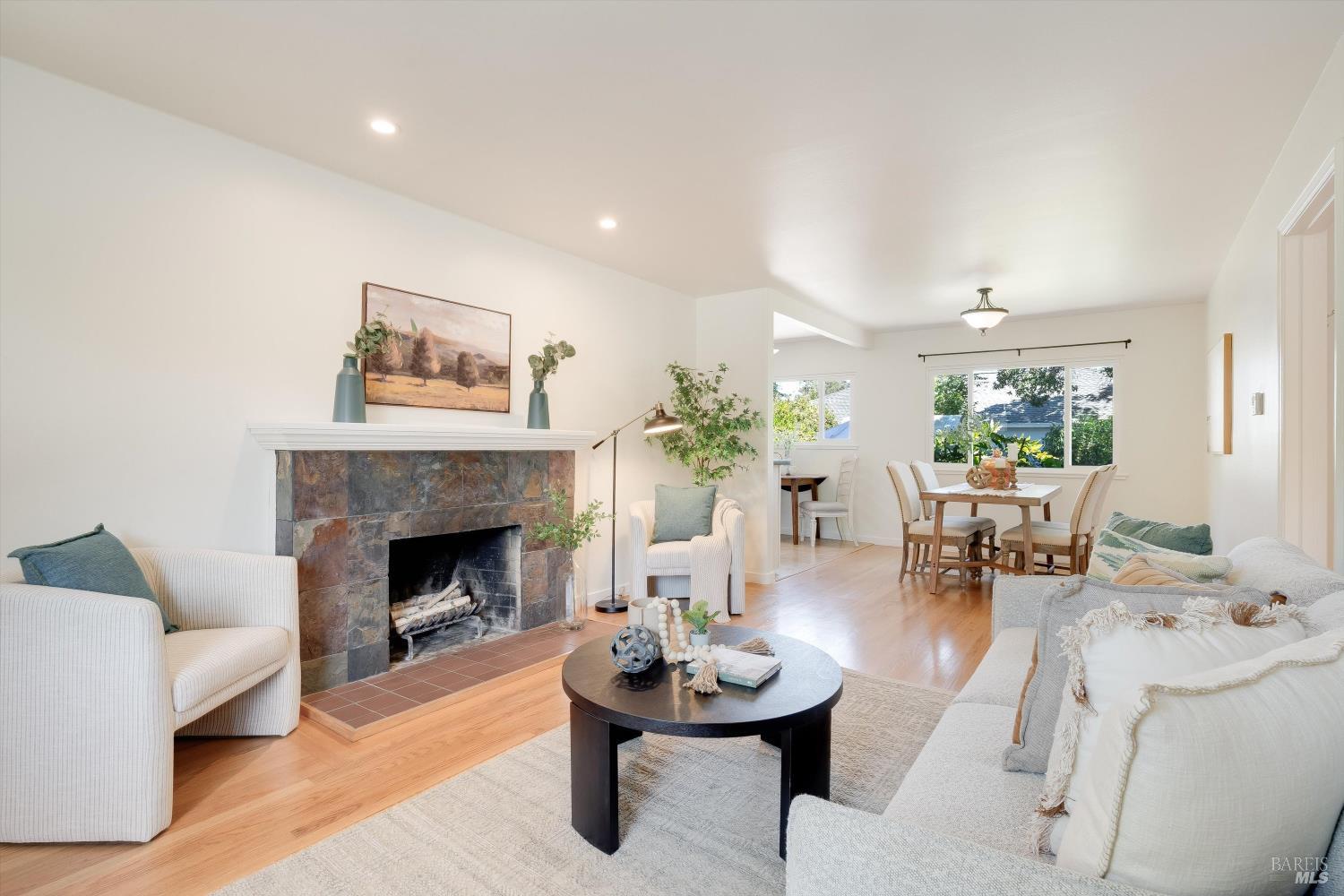 2902 Sunrise Drive