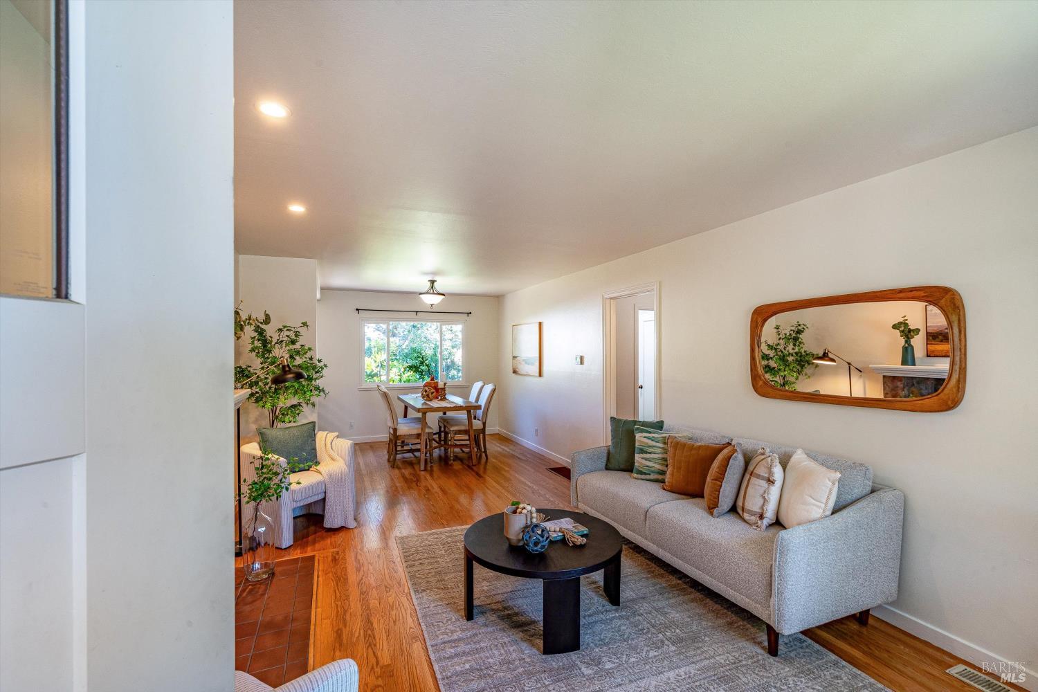 2902 Sunrise Drive