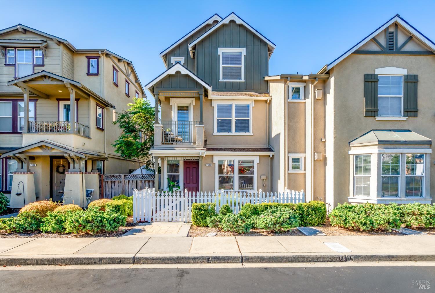 2180 Unbridled Court