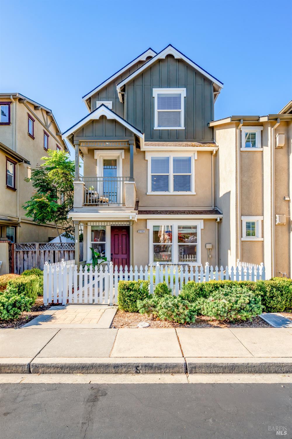 2180 Unbridled Court