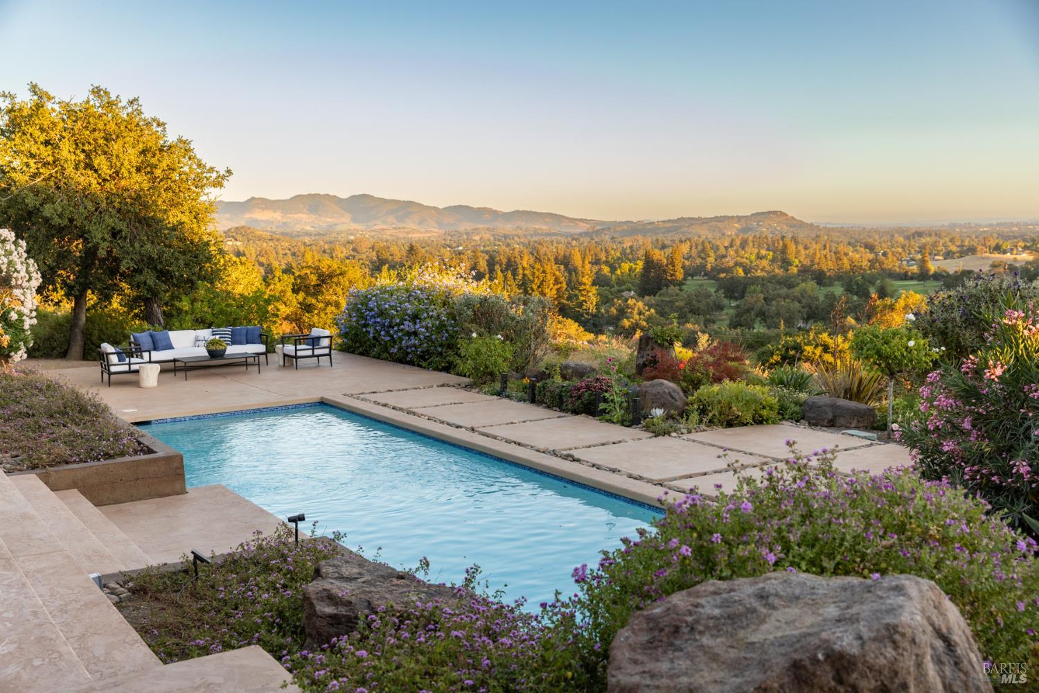 2100 Atlas Peak Road