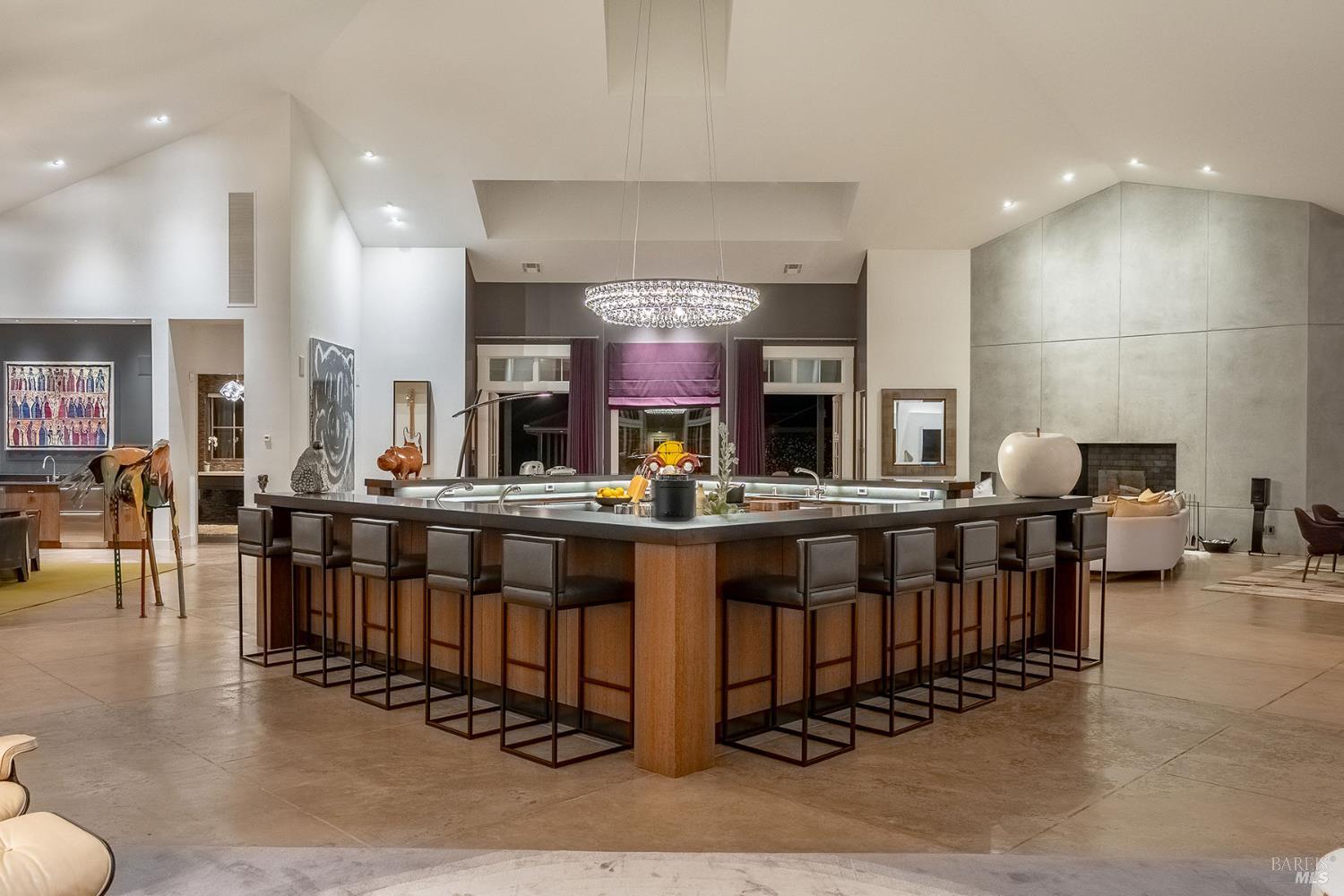 3196 Bennett Lane