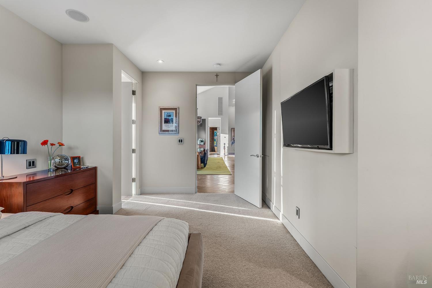 3196 Bennett Lane
