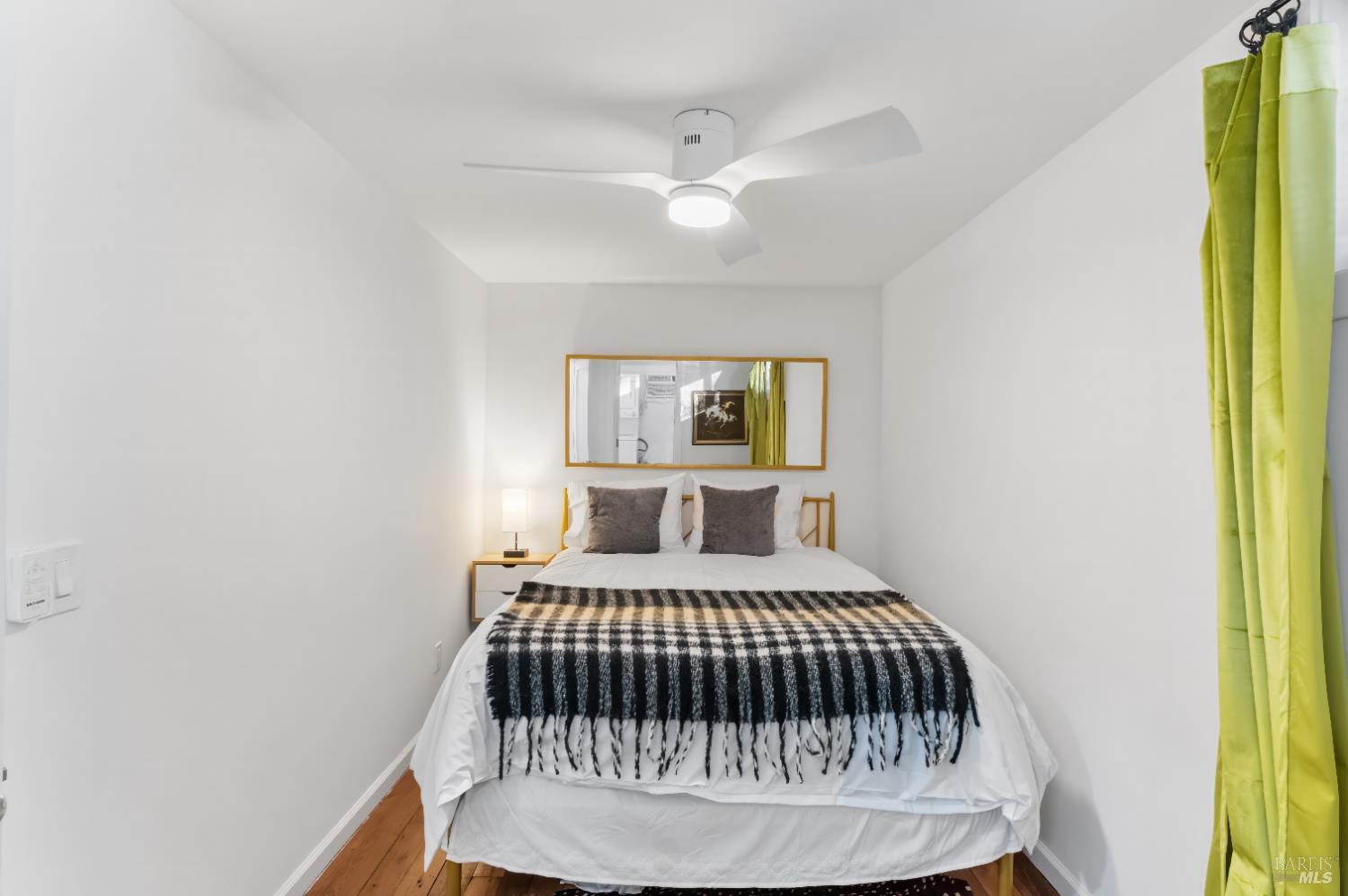 1435 2nd Street