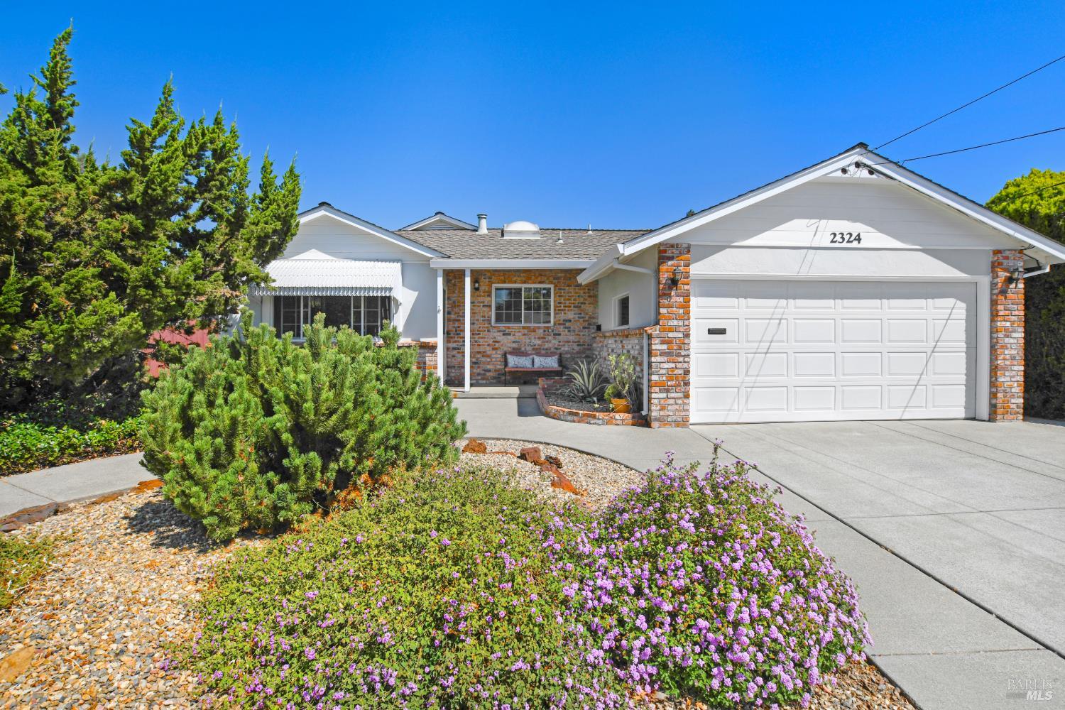 2324 Roberto Street