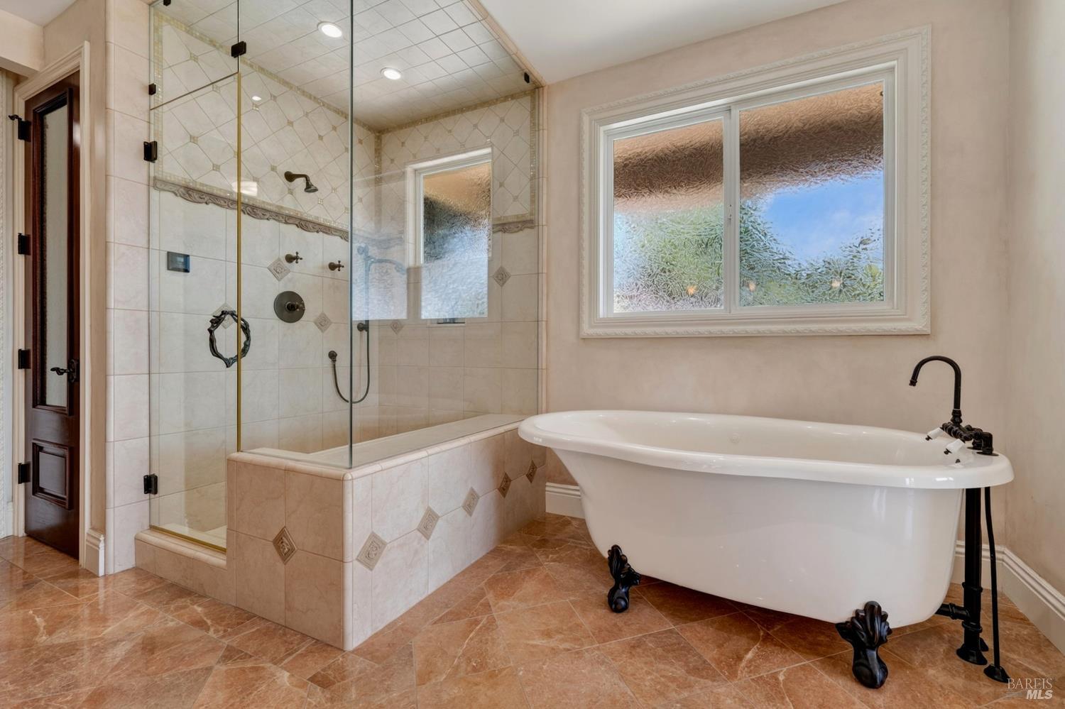 1176 Castle Oaks Drive