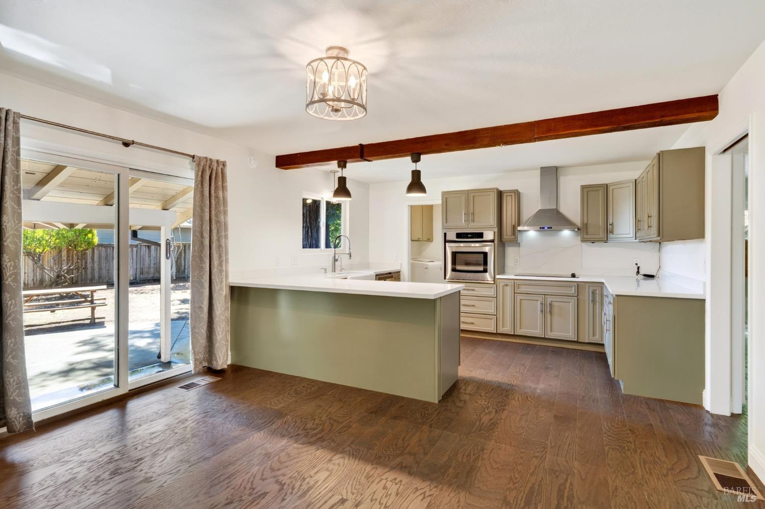 3450 Cypress Way