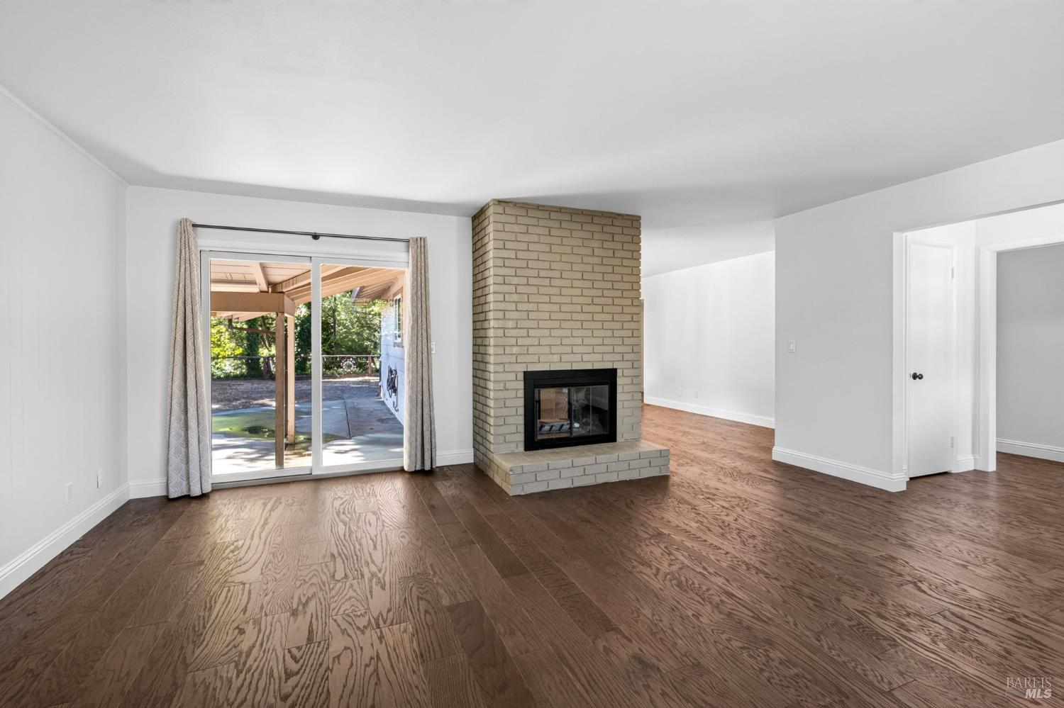 3450 Cypress Way