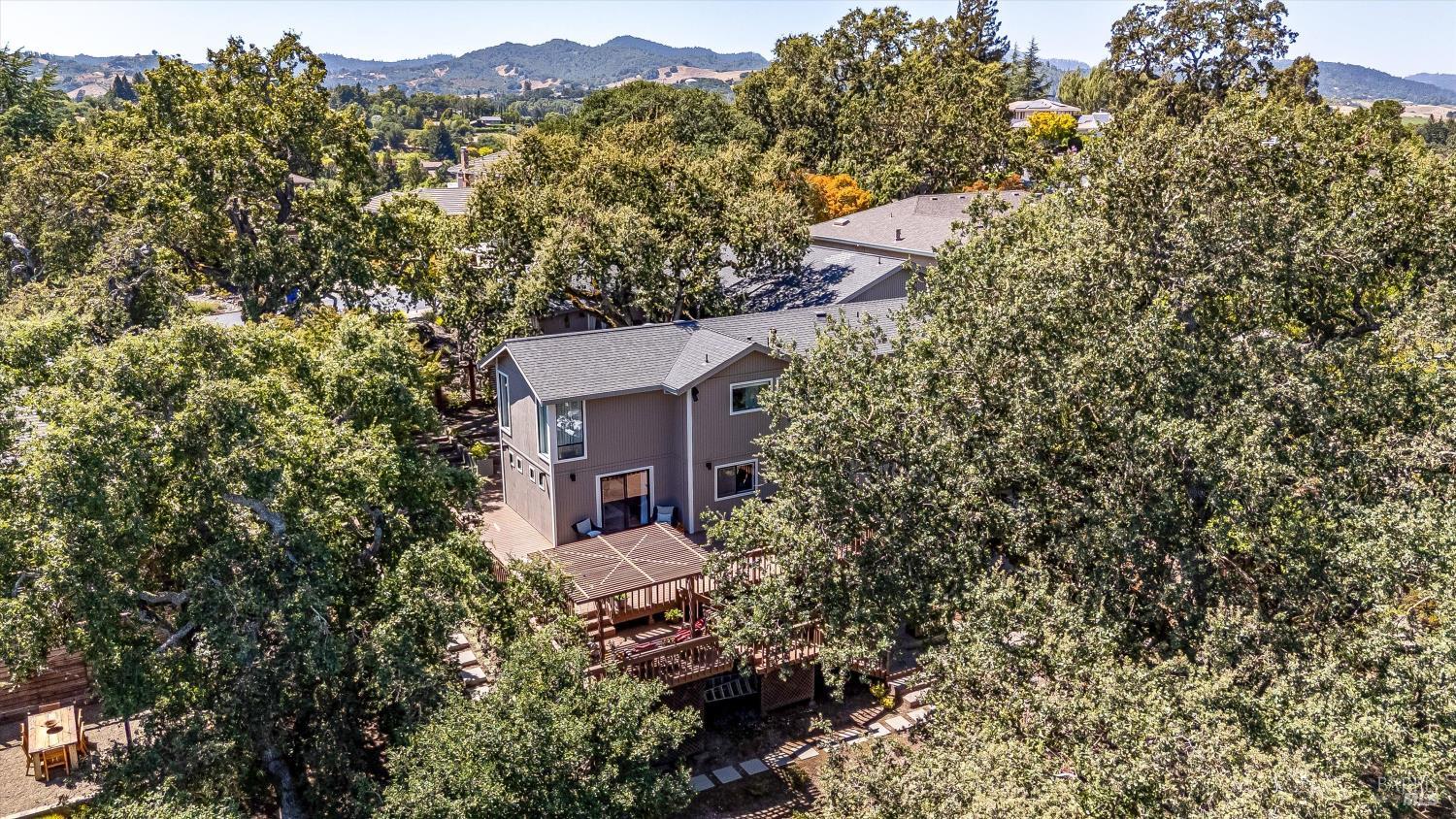 10 Skycrest Way