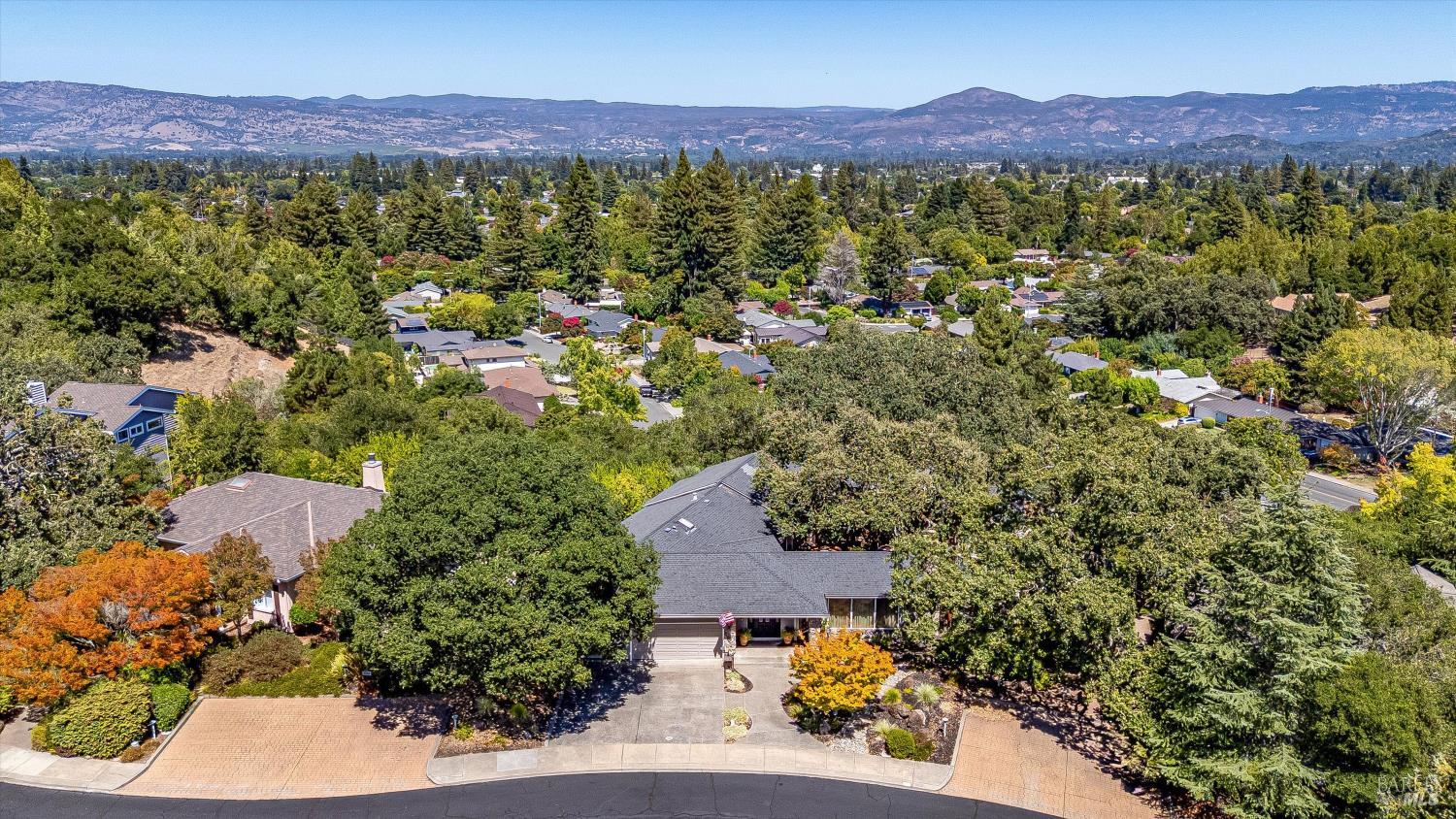 10 Skycrest Way