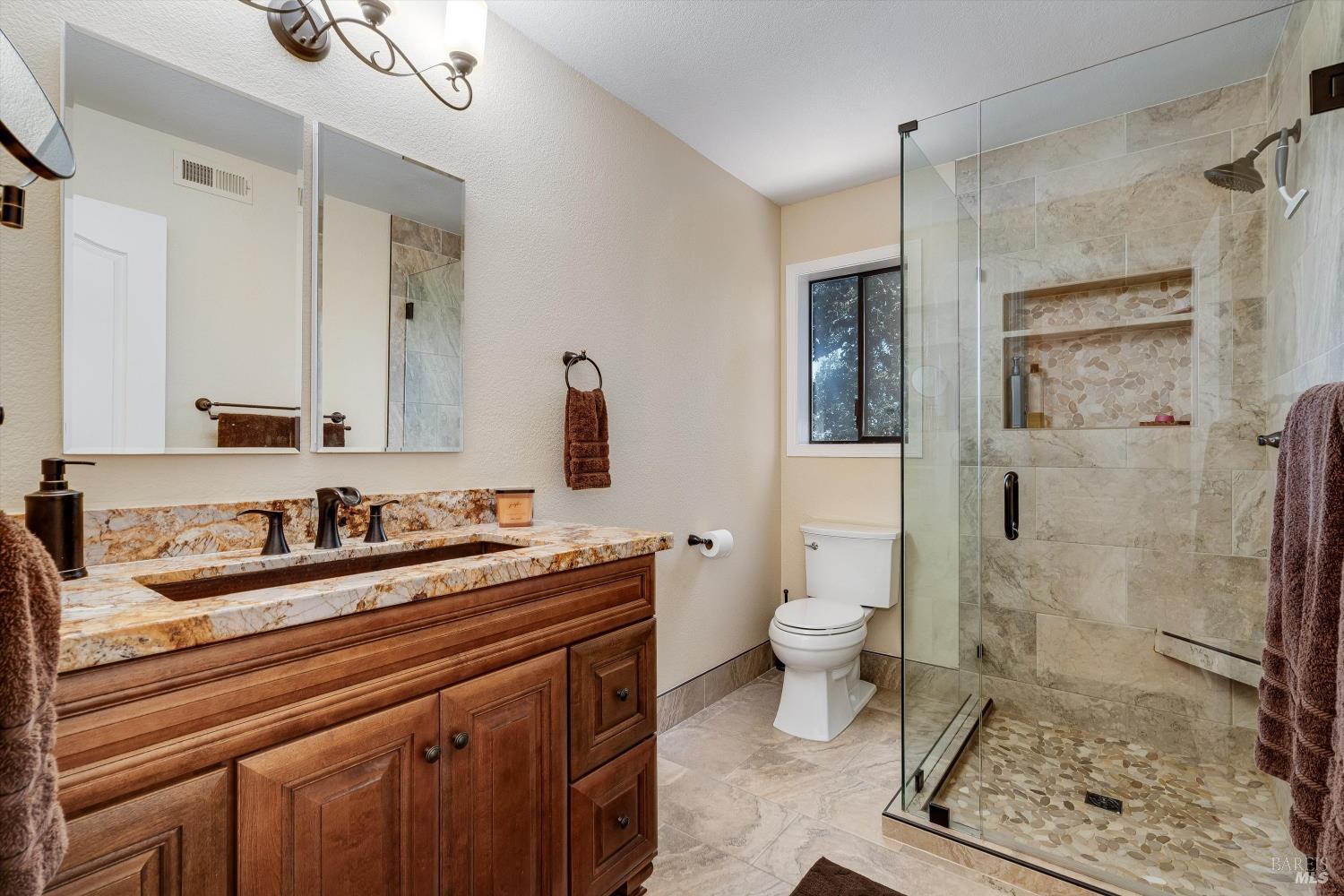 10 Skycrest Way