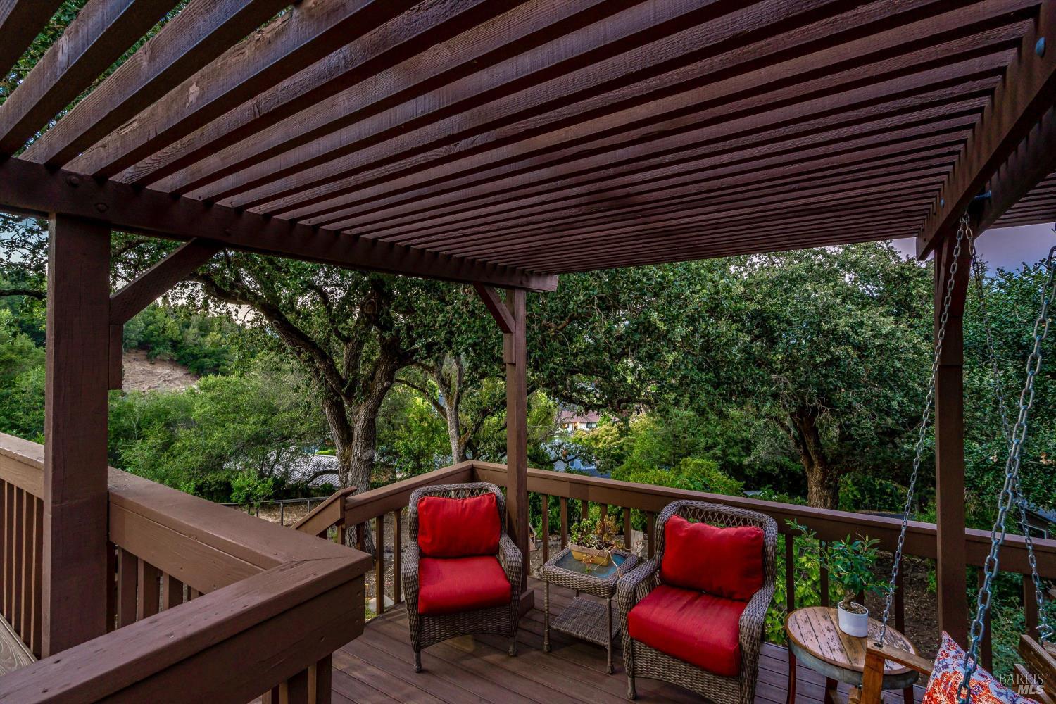 10 Skycrest Way
