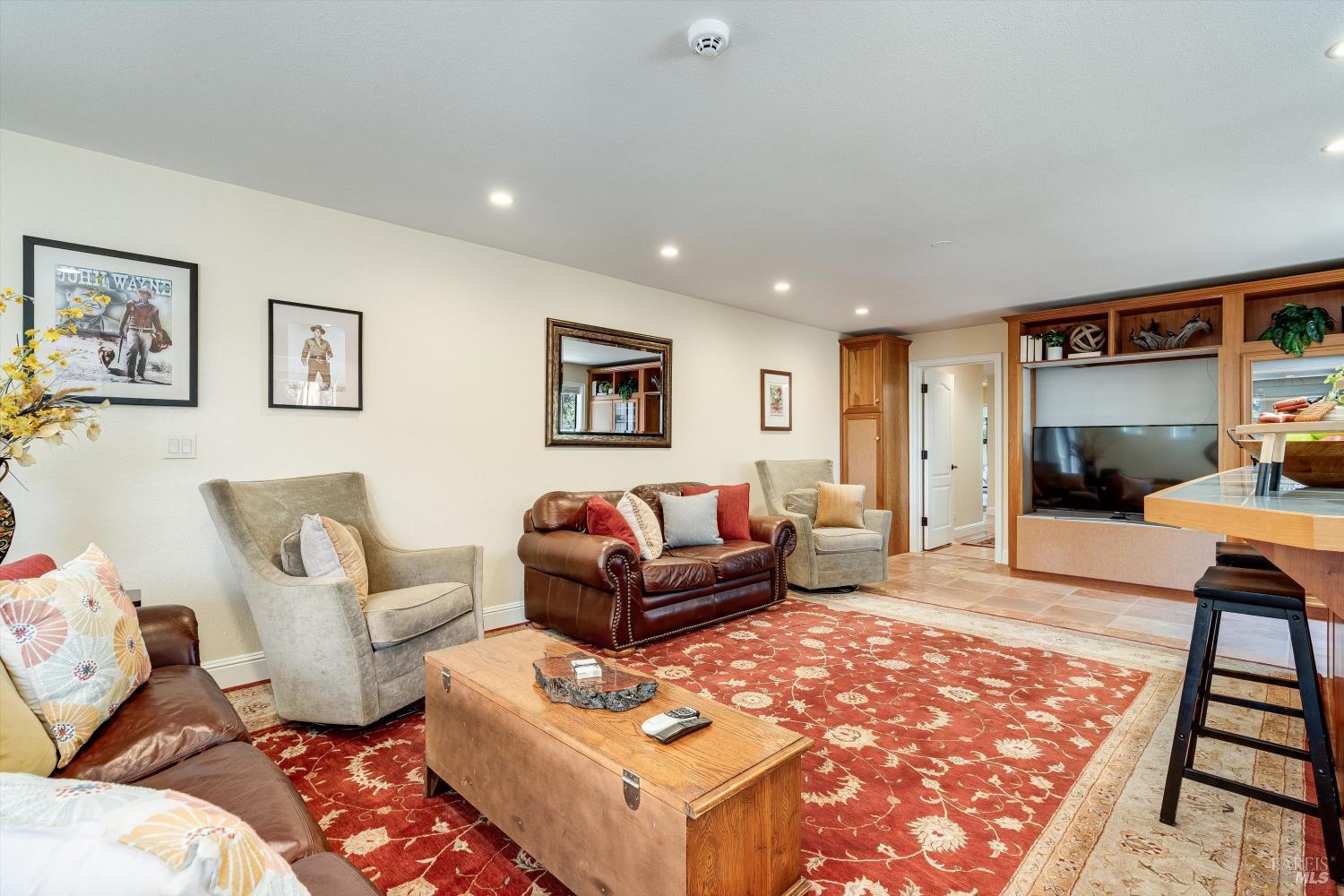 10 Skycrest Way