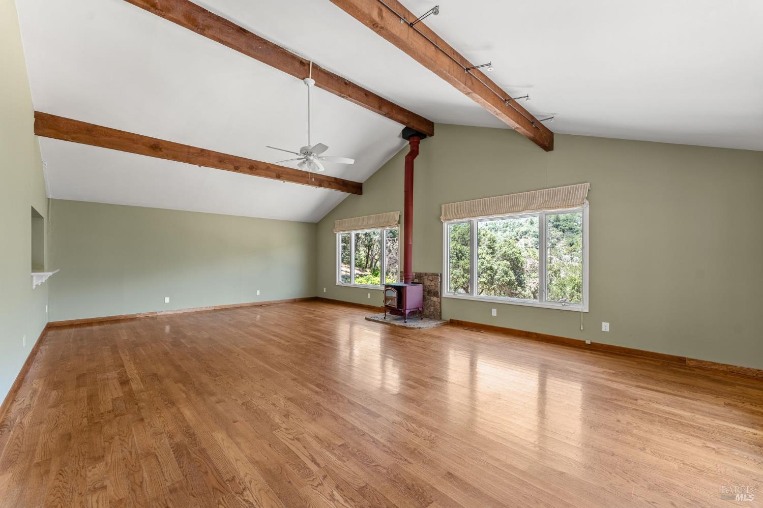 1075 Greenfield Road