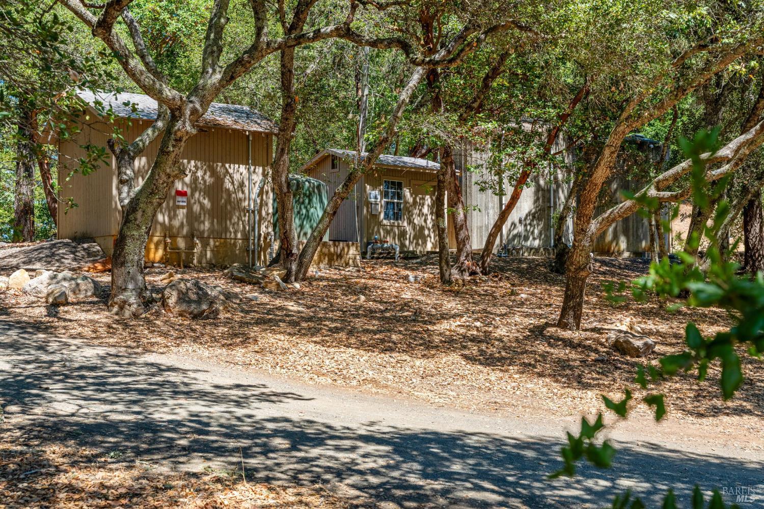 1075 Greenfield Road